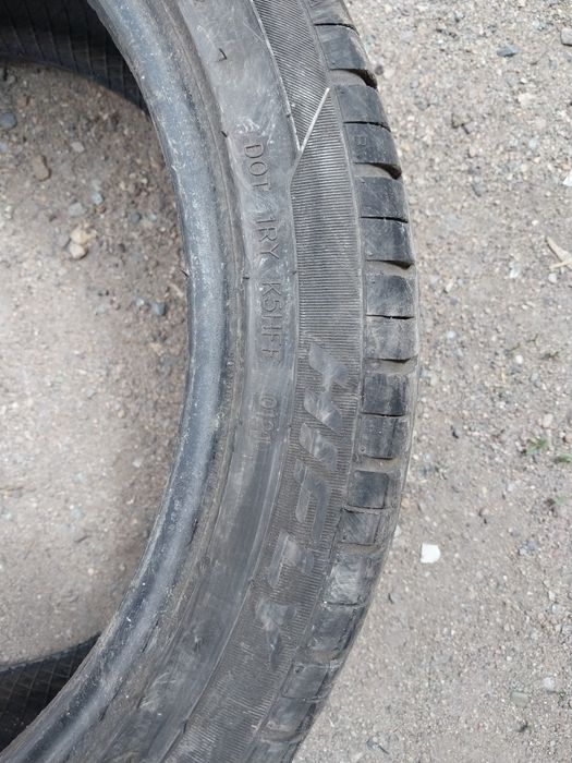 2 шины Hifly Китай 245 40 R18.
