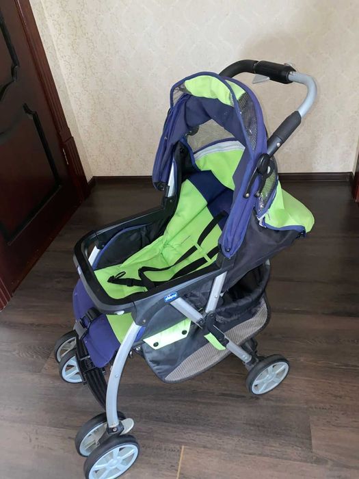 Продается Коляска Chicco