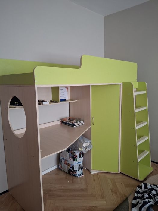 Продам бу двухэтажную кровать