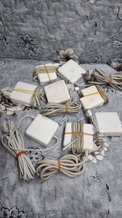 Incarcatoare MagSafe Apple  lot ,diferite