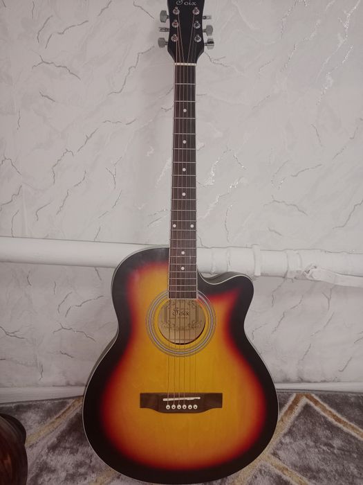 Гитара продается...