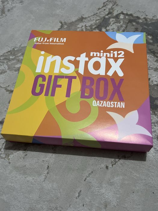 Instax 12mini с гарантией