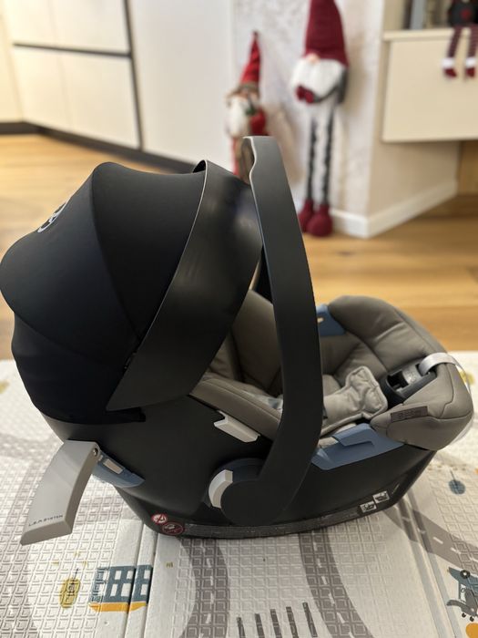 Cybex Aton 5 кошница за кола