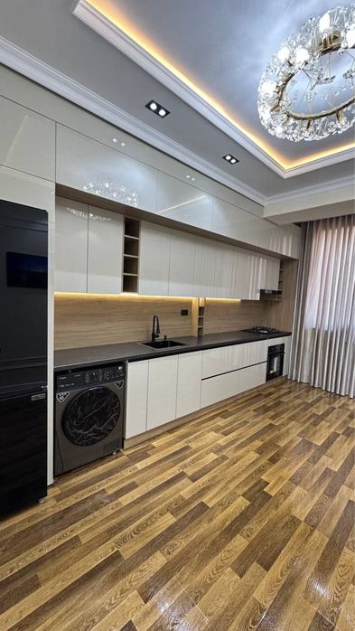 Срочно сотилади квартира