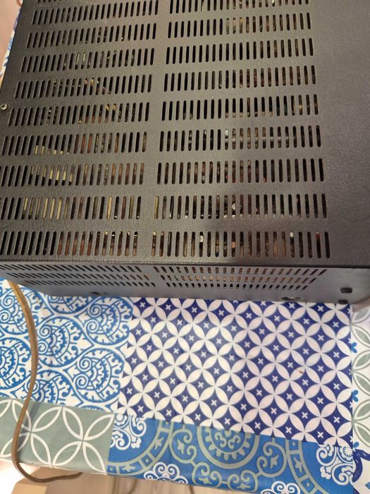 Усилвател Marantz 1090