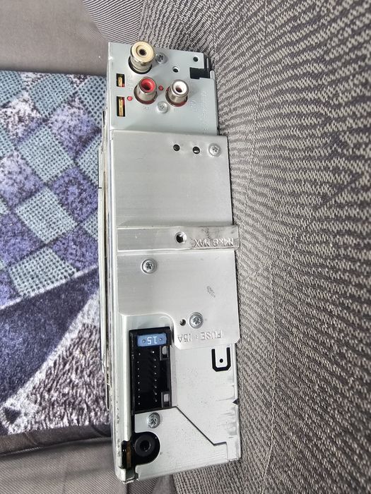 Radio cd auto  + stick