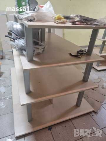 Дървени стелажи. 2 бр. пирамида