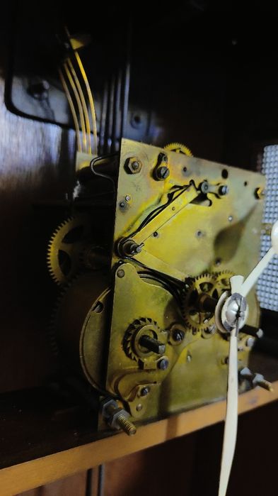 Продам часы настенные