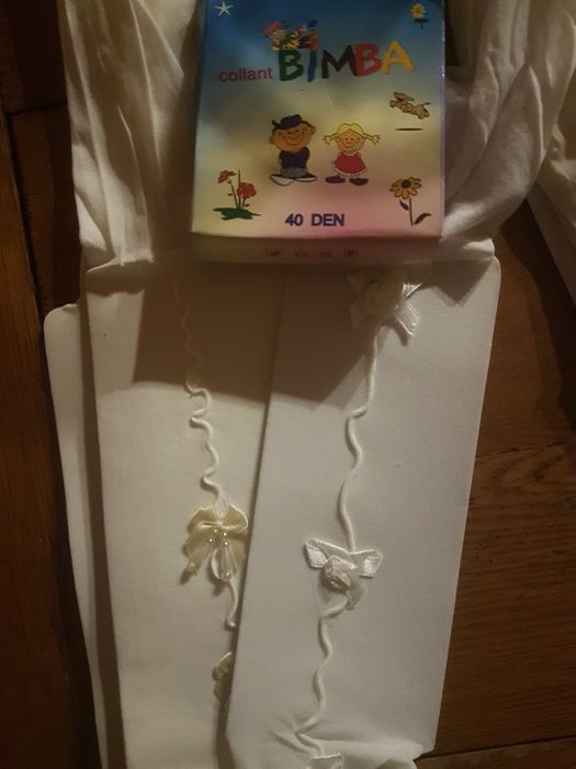 Dresuri subtiri albe si rosii pentru fetite 0-5 si 8-12 ani