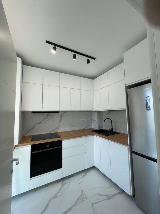 Proprietar închiriez apartament 1 cameră – Complex Freya, Family Market Bucium