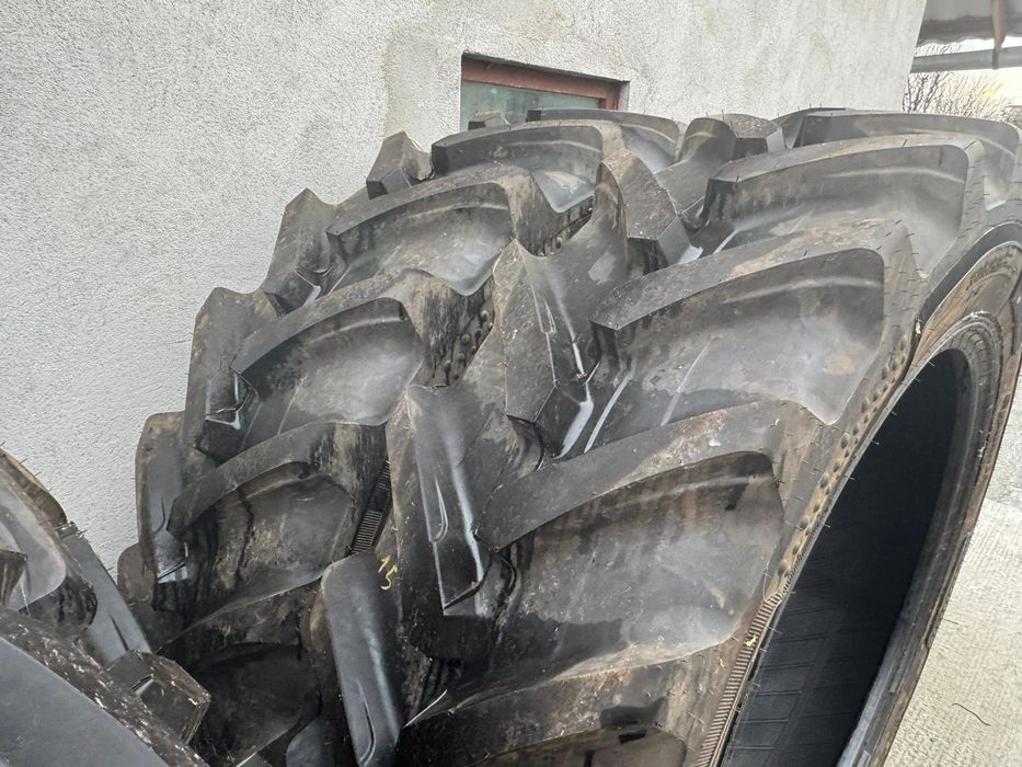 Cauciucuri radiale 380/80r38 (14,9/38)