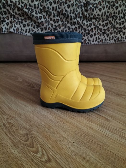 Резиновые сапоги