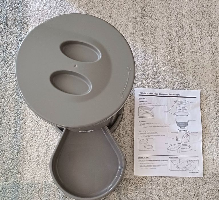 Dispenser automat boabe Petmate