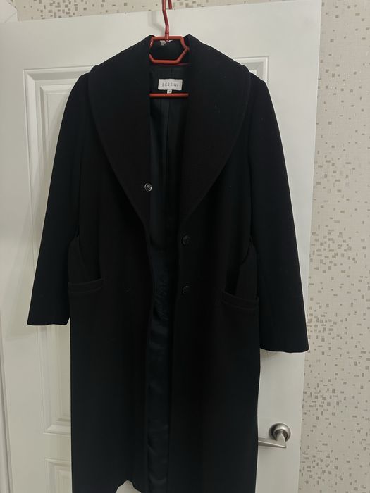 Продается Пальто