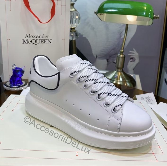 Alexander McQueen White/Black Sneakers Full Box [Verificare Colet]