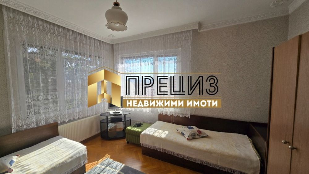 Продажба на къща с двор в гр. Шумен - Дивдядово