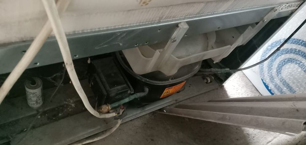 Холодильник Indesit