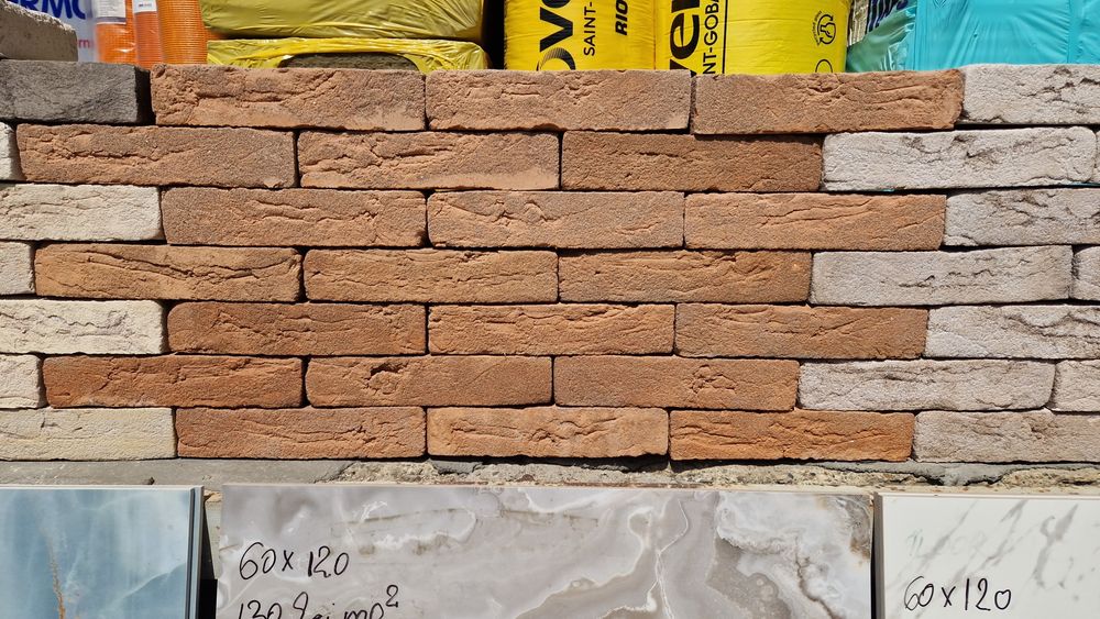 Caramida aparenta rustica si moderna