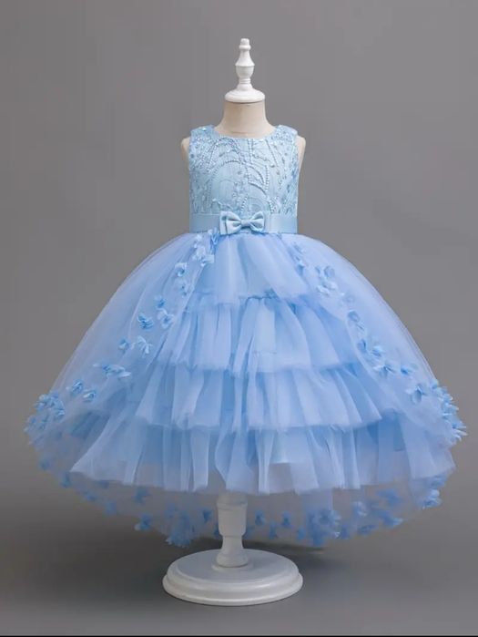 Нарядное платье принцессы