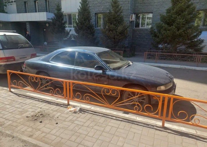 Продам Мазду Сентия