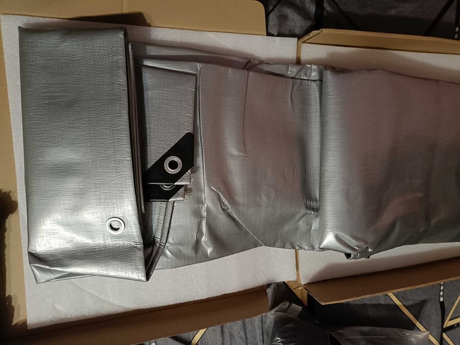 Prelata impermeabila UV 4x 2 m nouă.