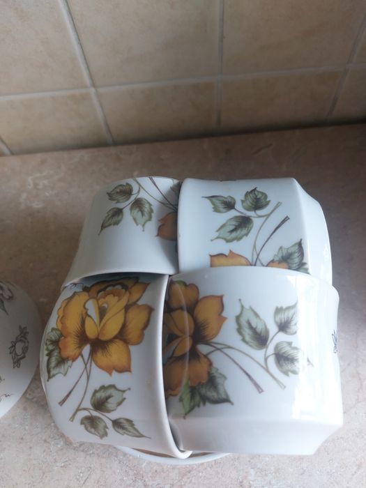Чайные пары и сахарница