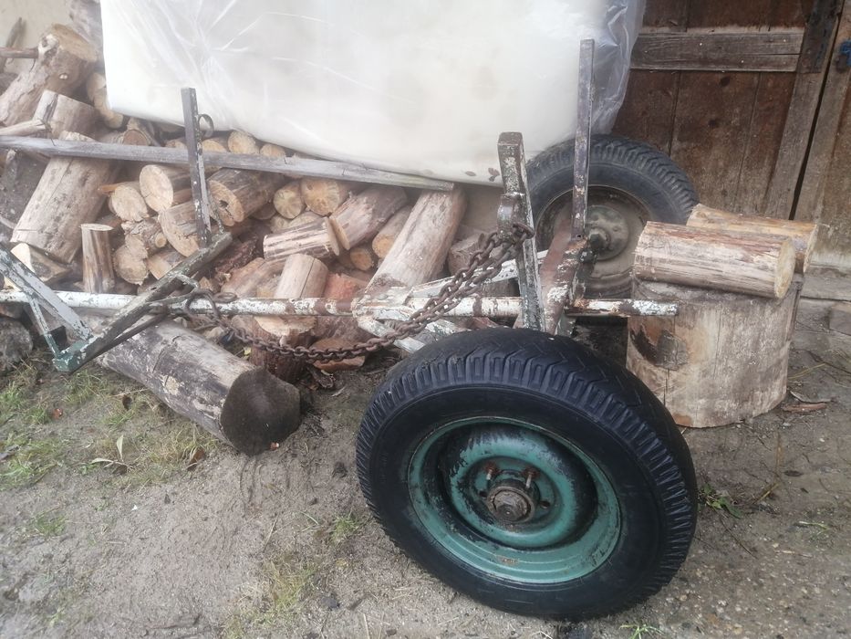 Remorcă, 2 roți de ARO Cuplă pt cârlig auto