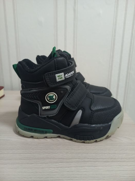 Продам ботинки, осень-весна