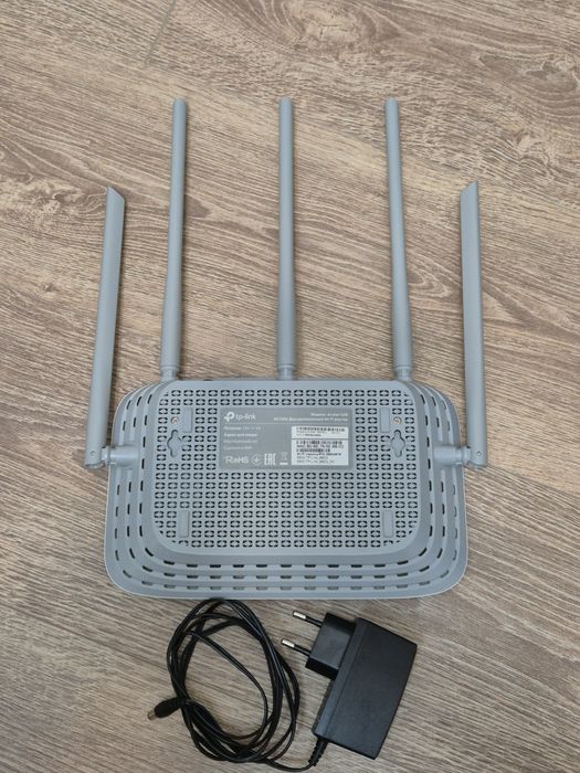 Продам Wi-Fi роутер TP-Link Archer C60 AC1350
