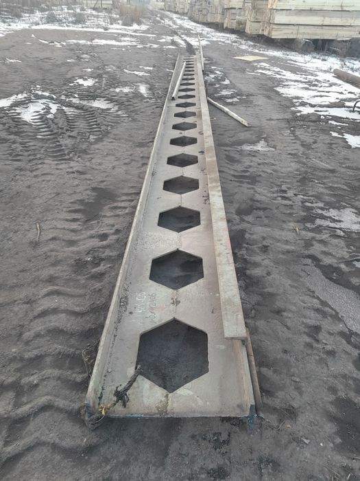 Продам швеллер трубы металлические