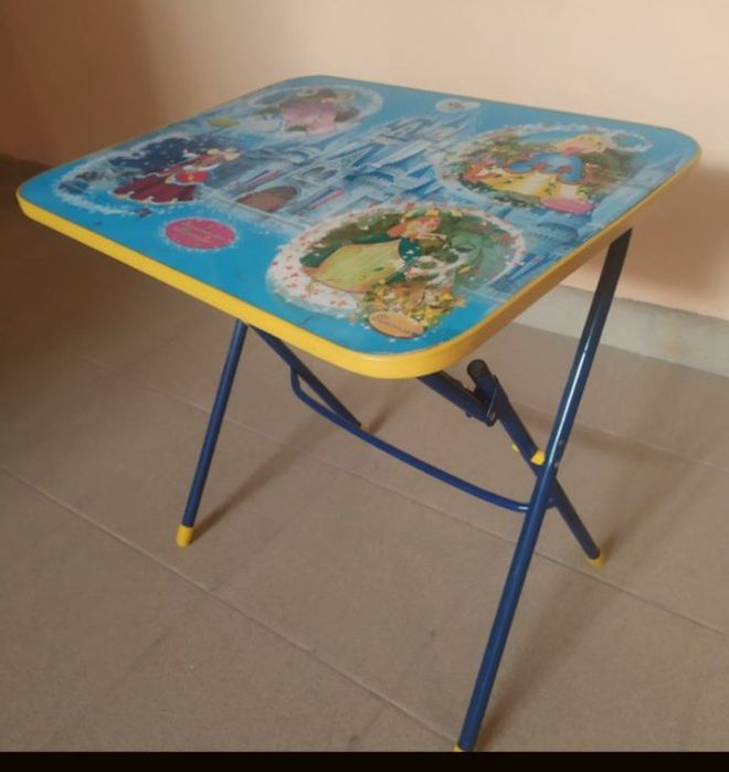 Детский стол за бесценок
