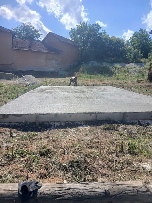 Стойтелни услуги