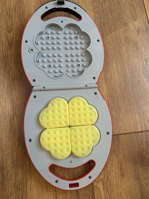 Продам игрушки детские