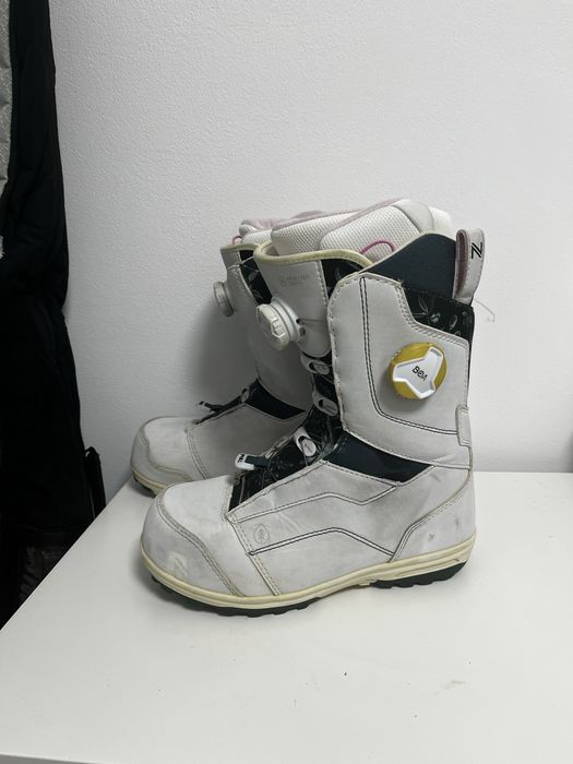 Boots Nideker Trinity 23.5