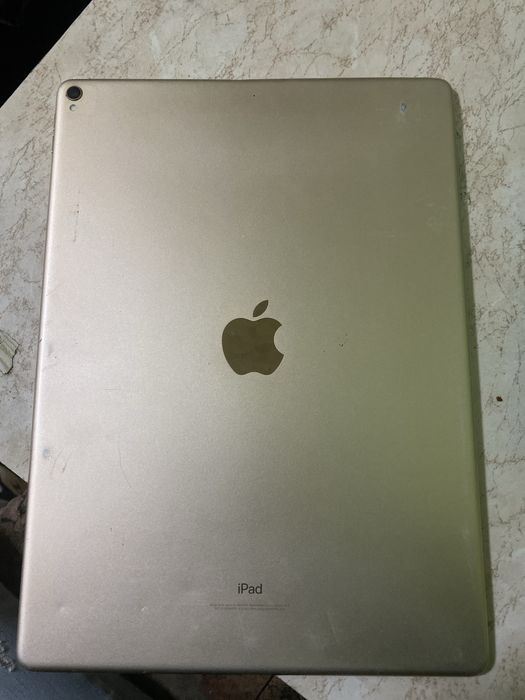Vand tableta ipad pro