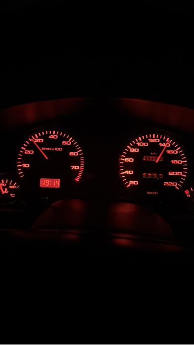 Продам ауди 89 Б3