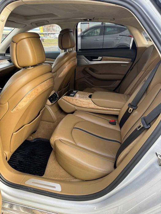 AUDI A8 3.0 TDI 2012