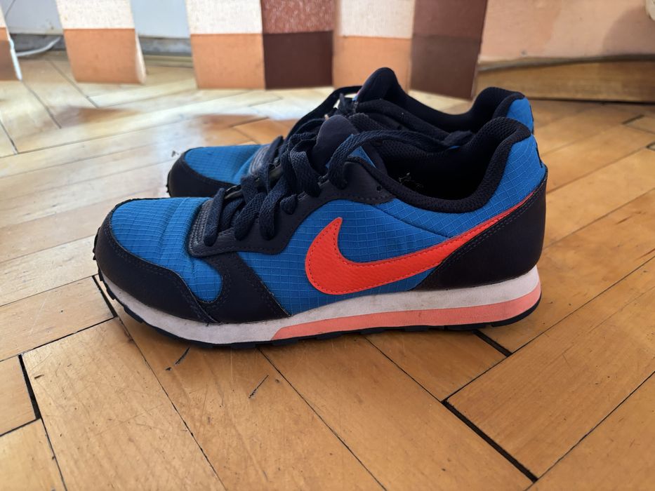 Детски маратонки, Nike и Under Armour, 38,