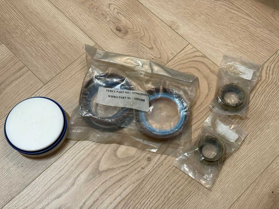 Kit semeringuri punte spate Terex 860 2012, cod piesa 6194628M91