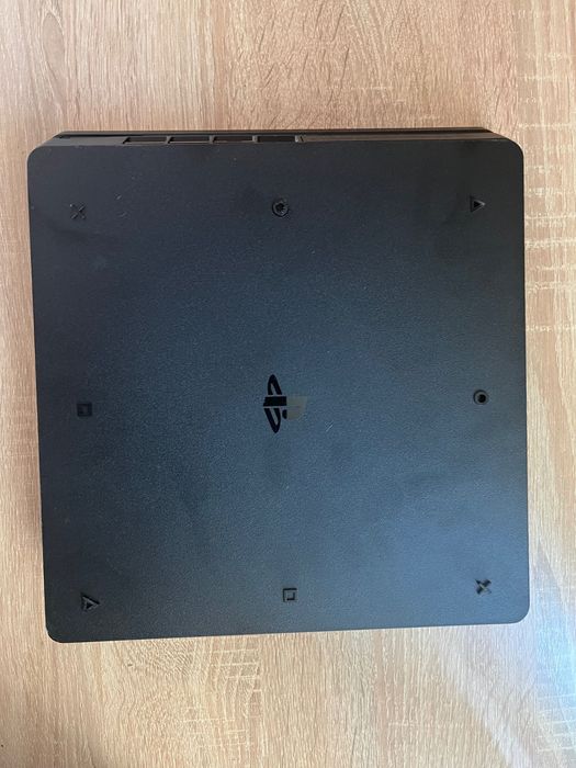 PlayStation 4 slim
