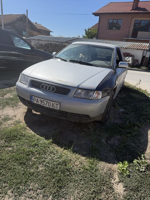 Продавам Audi A3 1.8 125 к.с. – ЦЯЛО ЗА ЧАСТИ