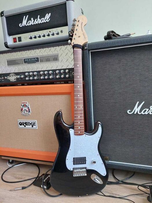 2002 Squier Tom Delonge Strat