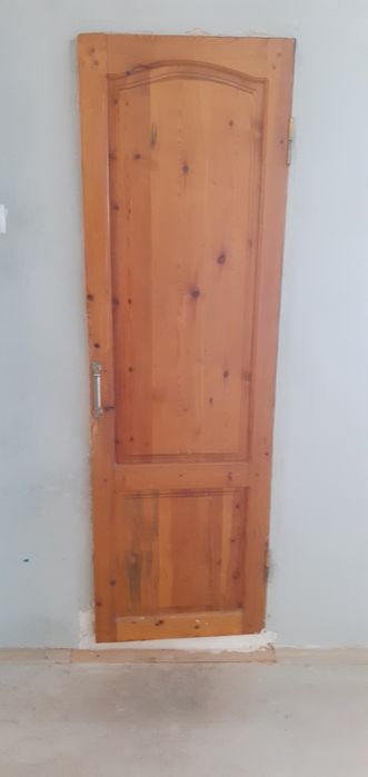 Б/у акфа пласт ромлар, Б/у тахта эшик, Б/ у ДСП лар сотилади.