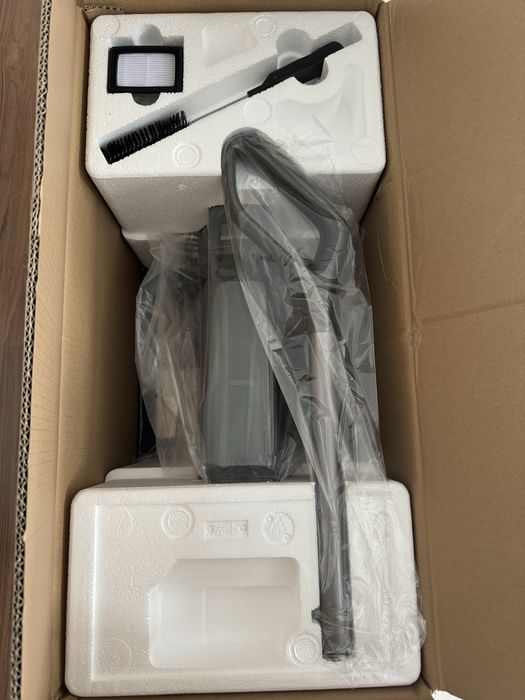 Новый моющий пылесос D12