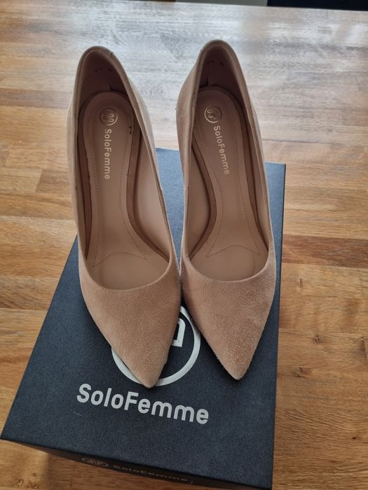 Официални обувки SoloFemme