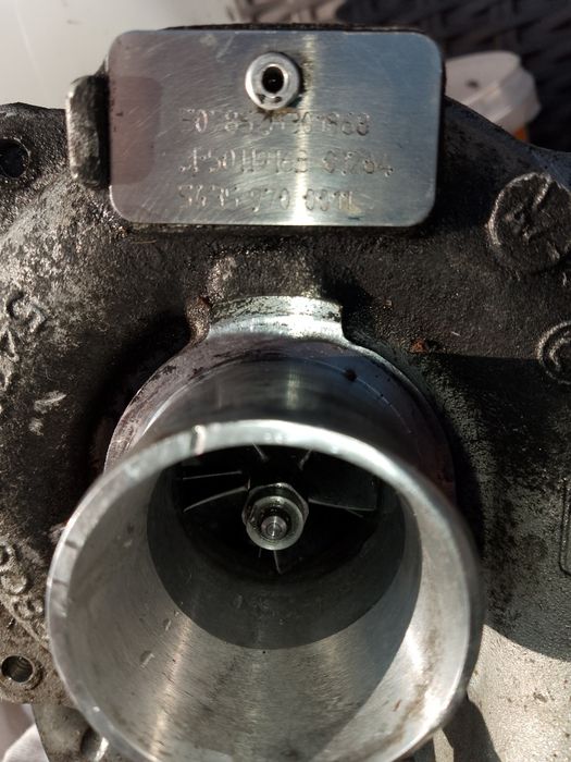 Vând turbina Renault 1.5 dci e 4