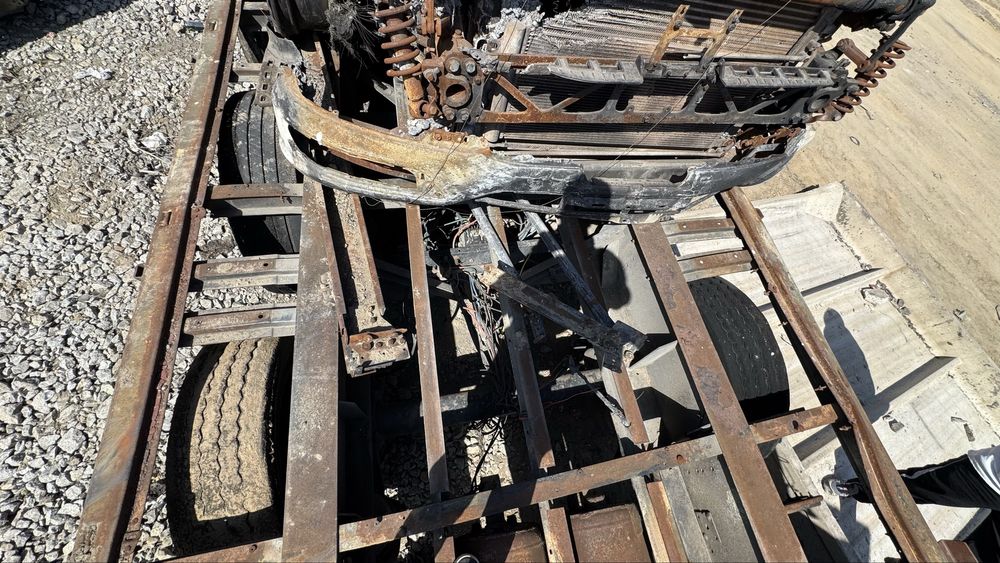 Фура после пожара