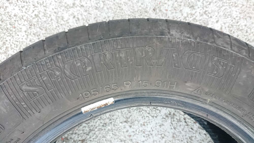 2бр. летни гуми 195/65/15 Vredestein Sportrack 5