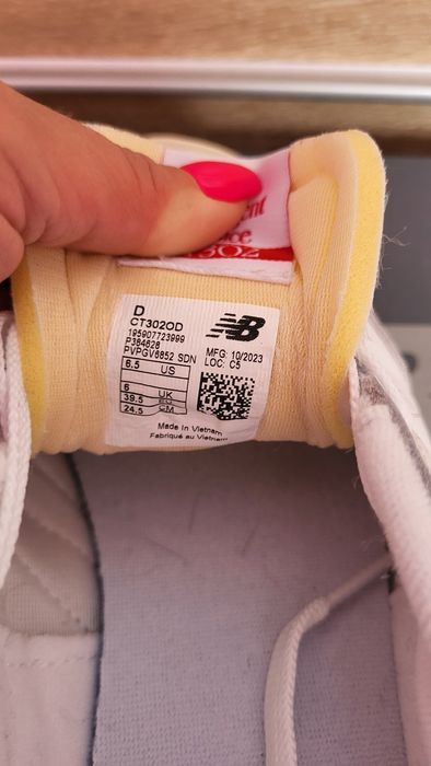 Чисто нови  мъжки маратонки