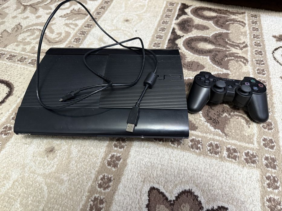 Продам пс3 супер слим